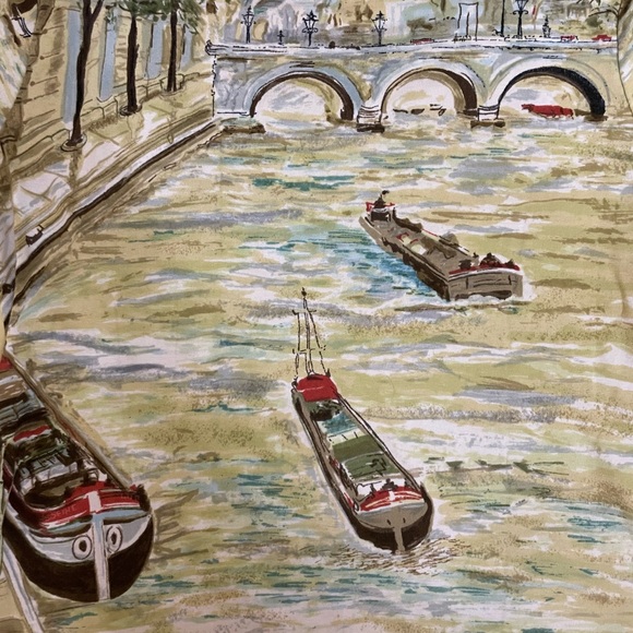 Stunning scenic graphic top - Picture 4 of 4